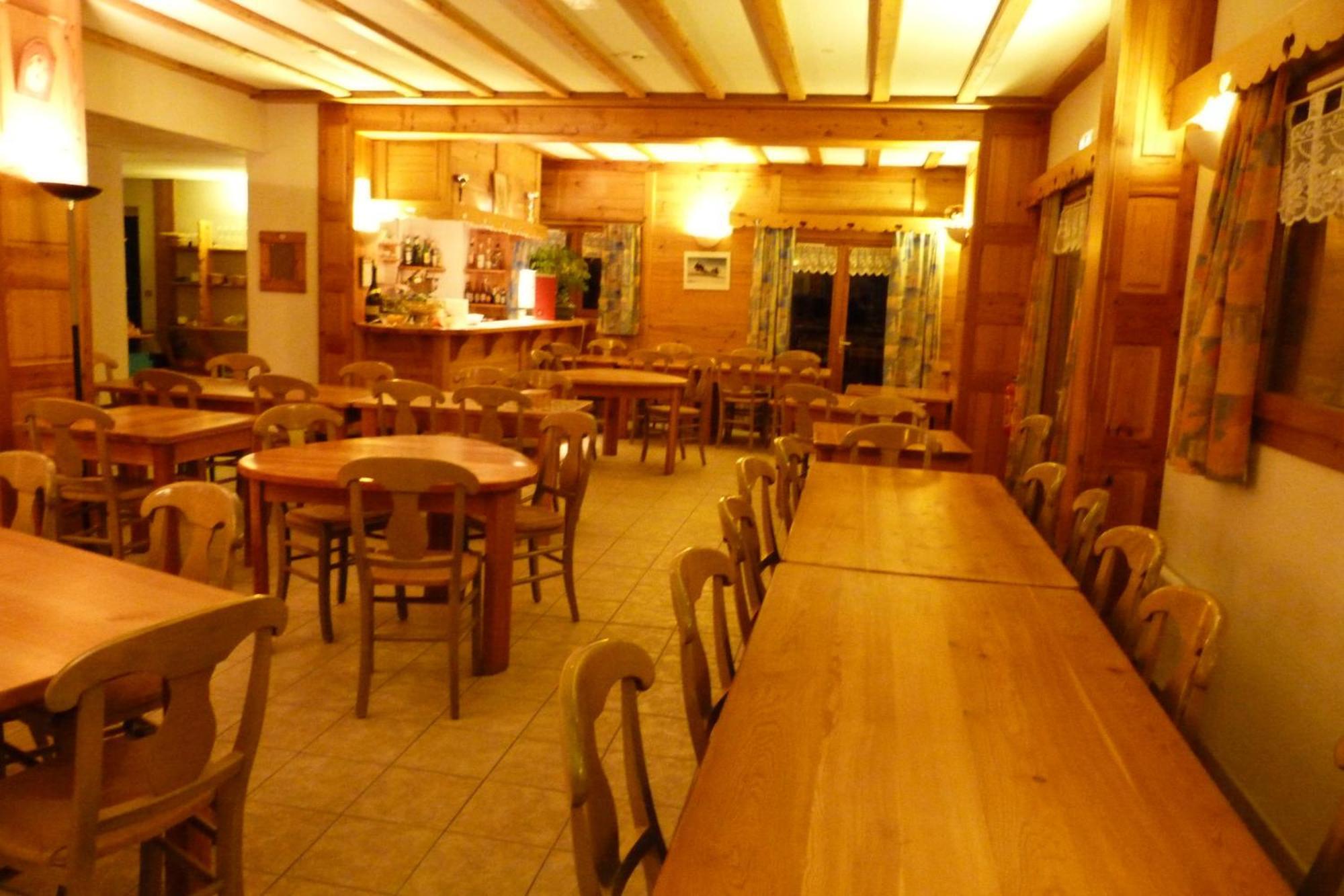 Hotel L'Echaillon Nevache Exterior photo